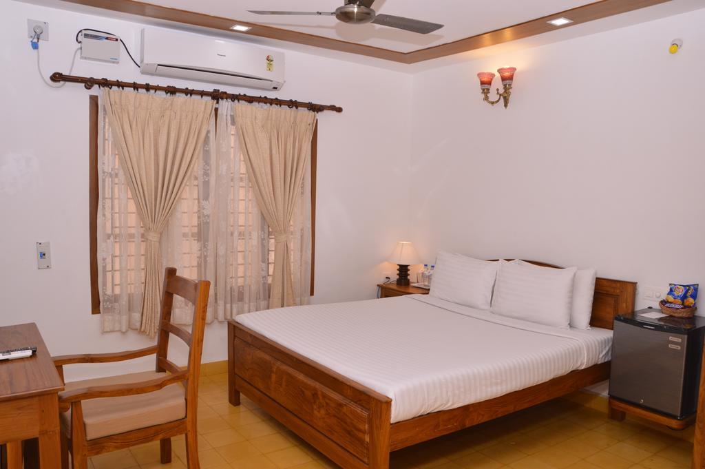 Cours Chabrol Hotel Pondicherry Ruang foto