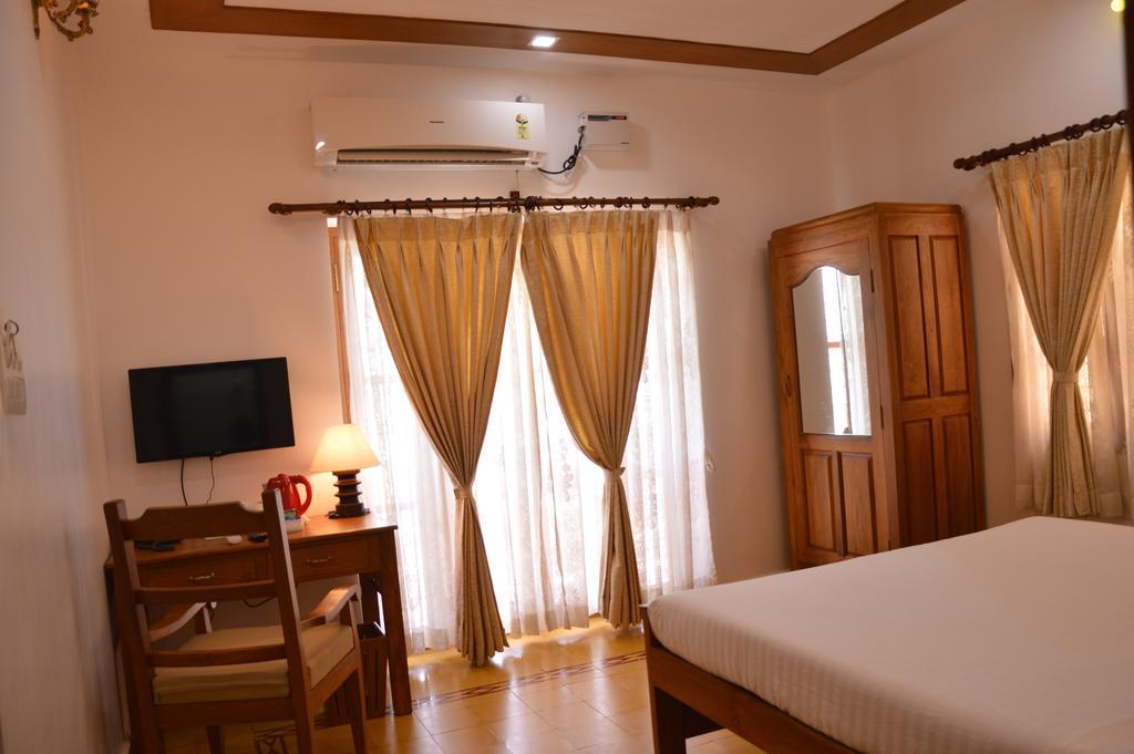 Cours Chabrol Hotel Pondicherry Ruang foto